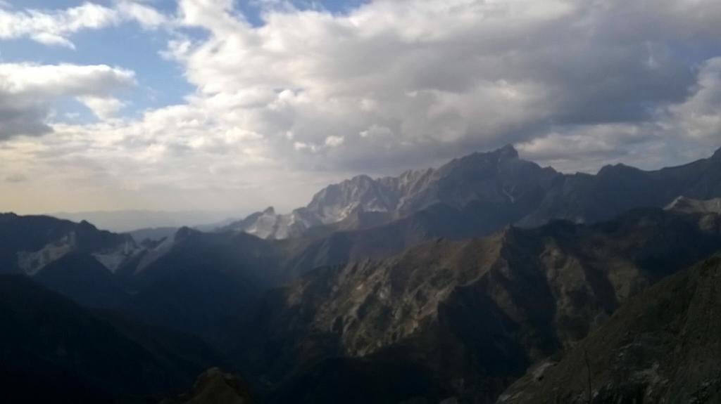 Гостевой дом Centro Trekking A Cavallo Monte Brugiana Масса Экстерьер фото